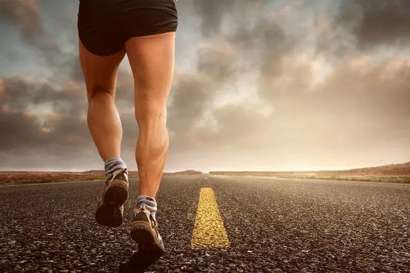 42 chilometri partendo dal divano: il programma progressivo per conquistare la tua prima maratona in Sardegna